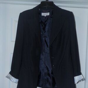 Women's Calvin Klein Suit Size 6